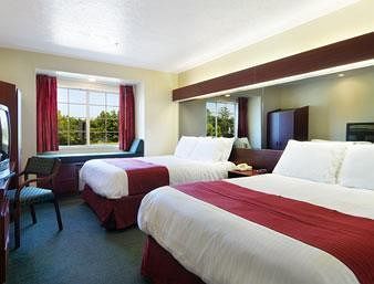 Microtel Inn & Suites By Wyndham Brandon Habitación foto